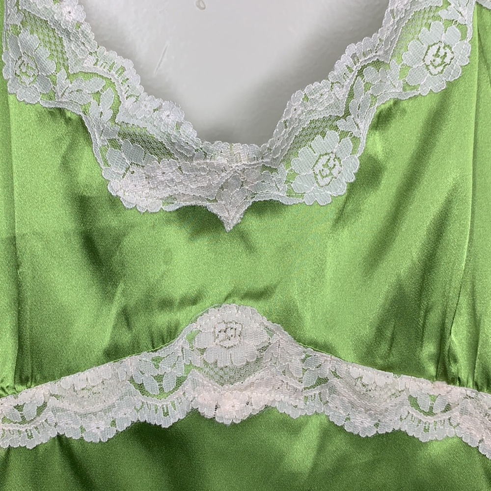 ANNOUNCEMENTS Maternity Cami Ethereal Silky Lace Spaghetti Strap Chartreuse - Picture 4 of 11